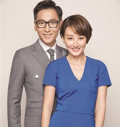 恋爱7年越走越近，从夫妻俩发展成为同事，如今结婚多年恩爱如初