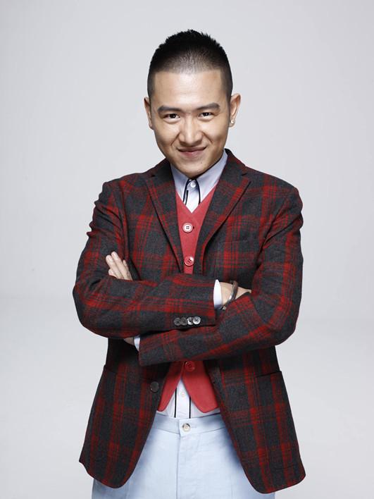 从湖南卫视跳到江苏卫视，李好、彭宇、李响现在算金牌主持人吗？
