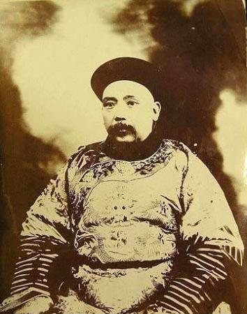冯国璋简介个人资料（北洋之狗——冯国璋，从落魄书生到民国总统，忠实可靠勤奋贪财）