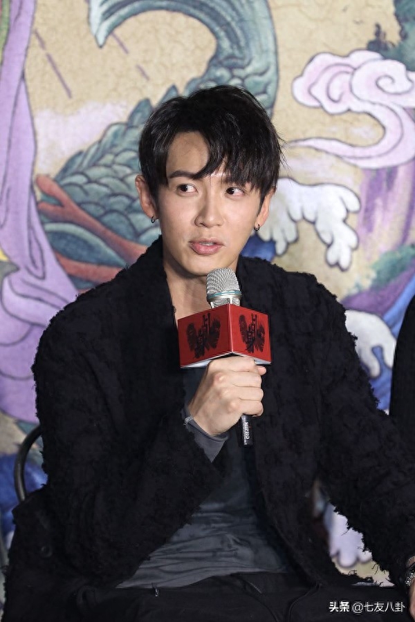 柯震东个人资料:柯震东正式复出拍戏，和39岁隋棠搭档，完全看不出两人相差11岁