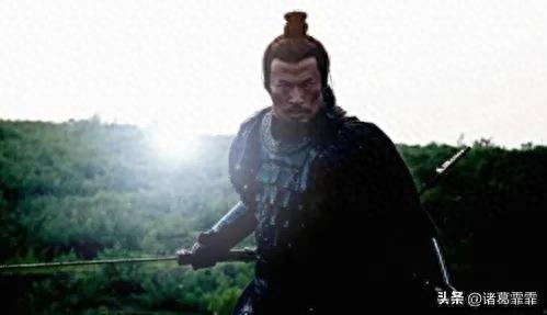 谭凯个人资料：30岁转行做演员，十几年戏红人不红，50岁终于演了男主