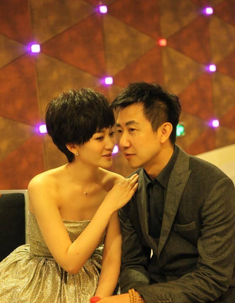 李小冉个人资料详细介绍（李小冉：39岁嫁给男闺蜜，5个亿随便作，如今婚姻状况如何？）
