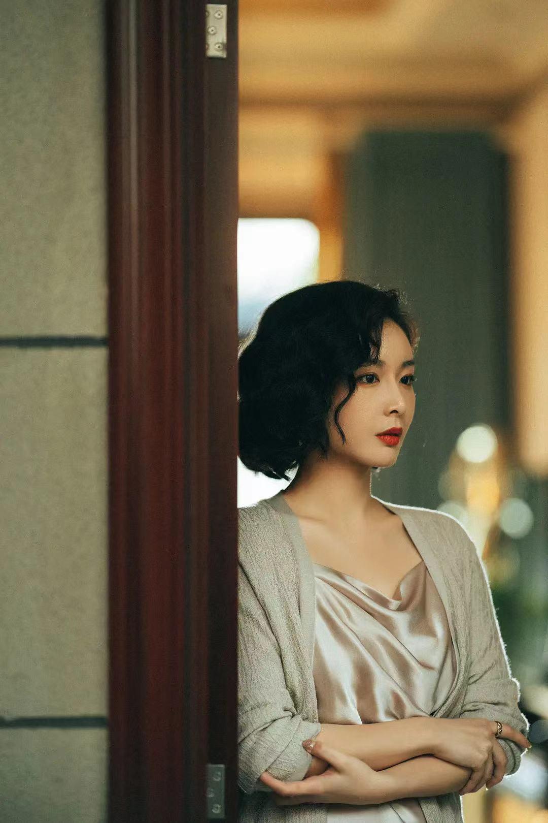《狂飙》：同样演“千娇百媚”，李一桐与高叶对比，差异很明显