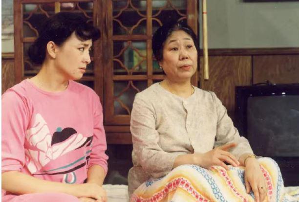 与侯继林恩爱23年的孙松，26岁爆红却无戏拍，最大遗憾是没有孩子