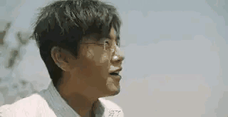 有个“爱作”的好太太，是秦昊跻身“顶流”的秘诀