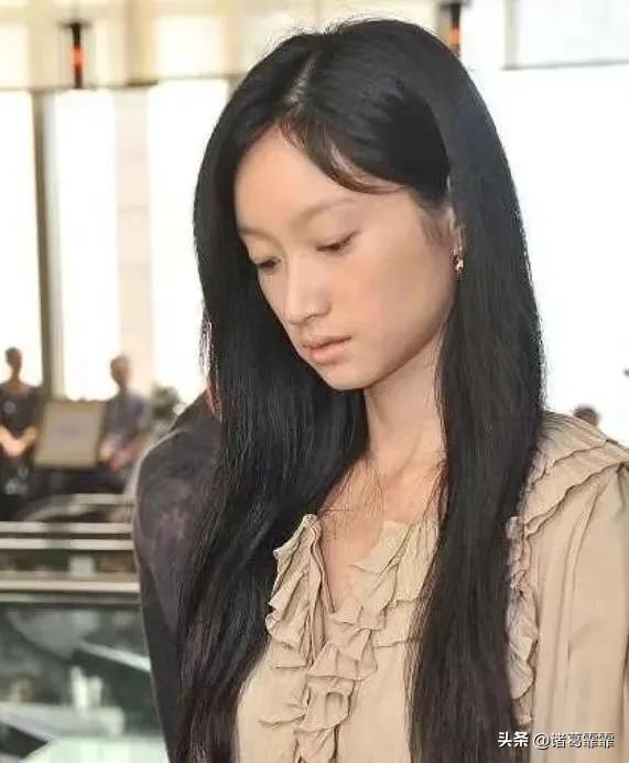 结婚十年，朱亚文事业越来越好，这就是爱情最好的样子--沈佳妮的个人资料简介