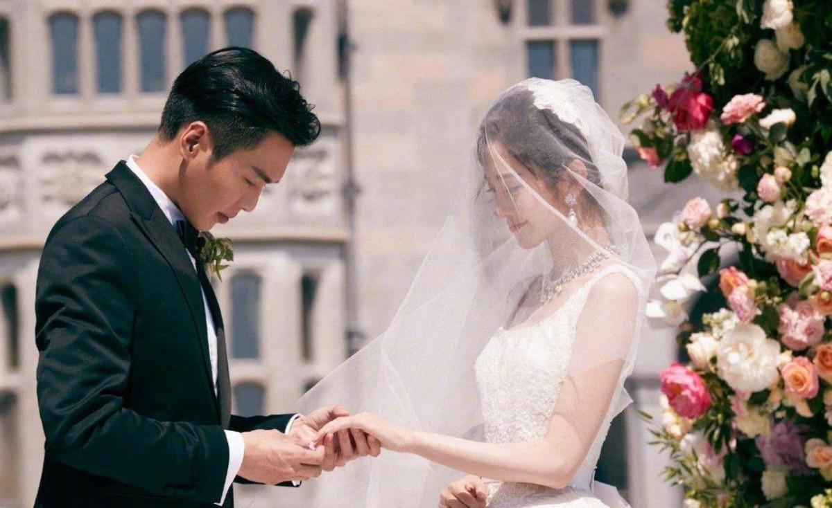 "豪门梦碎"唐艺昕：与张若昀撞车相爱，婚后陷1.4亿纠纷替夫还债
