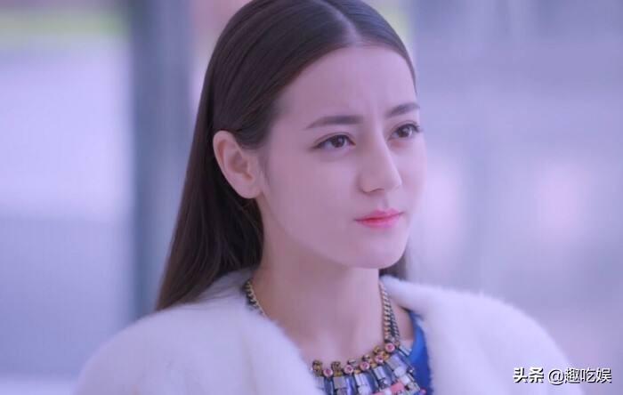 热巴迪丽个人资料（迪丽热巴“上位”史：从女配到顶流，她的成功，多谢贵人相助）